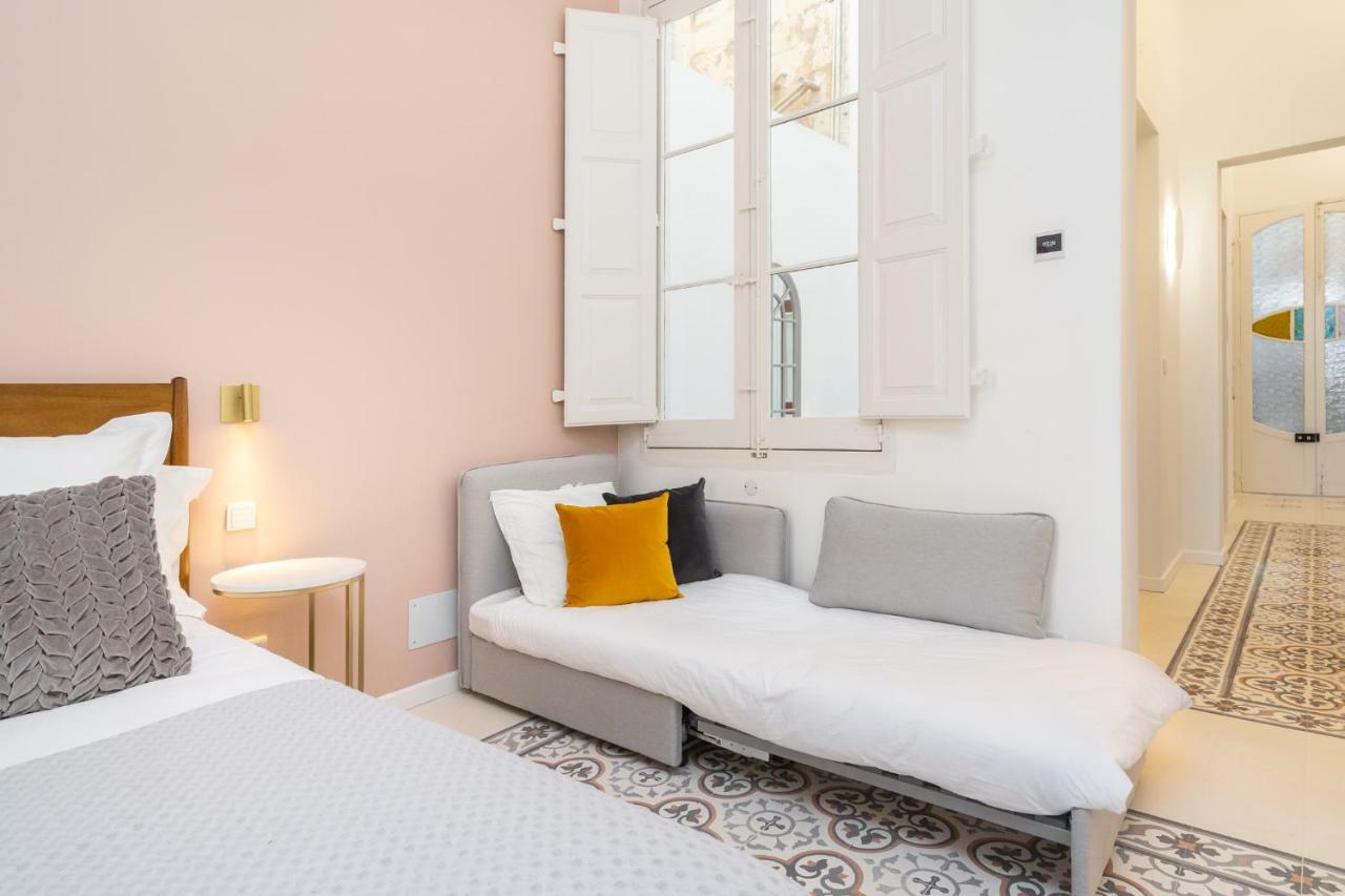 Case de vacanță Amazing Art Deco 150m To Sea With Daily Housekeeping Sliema